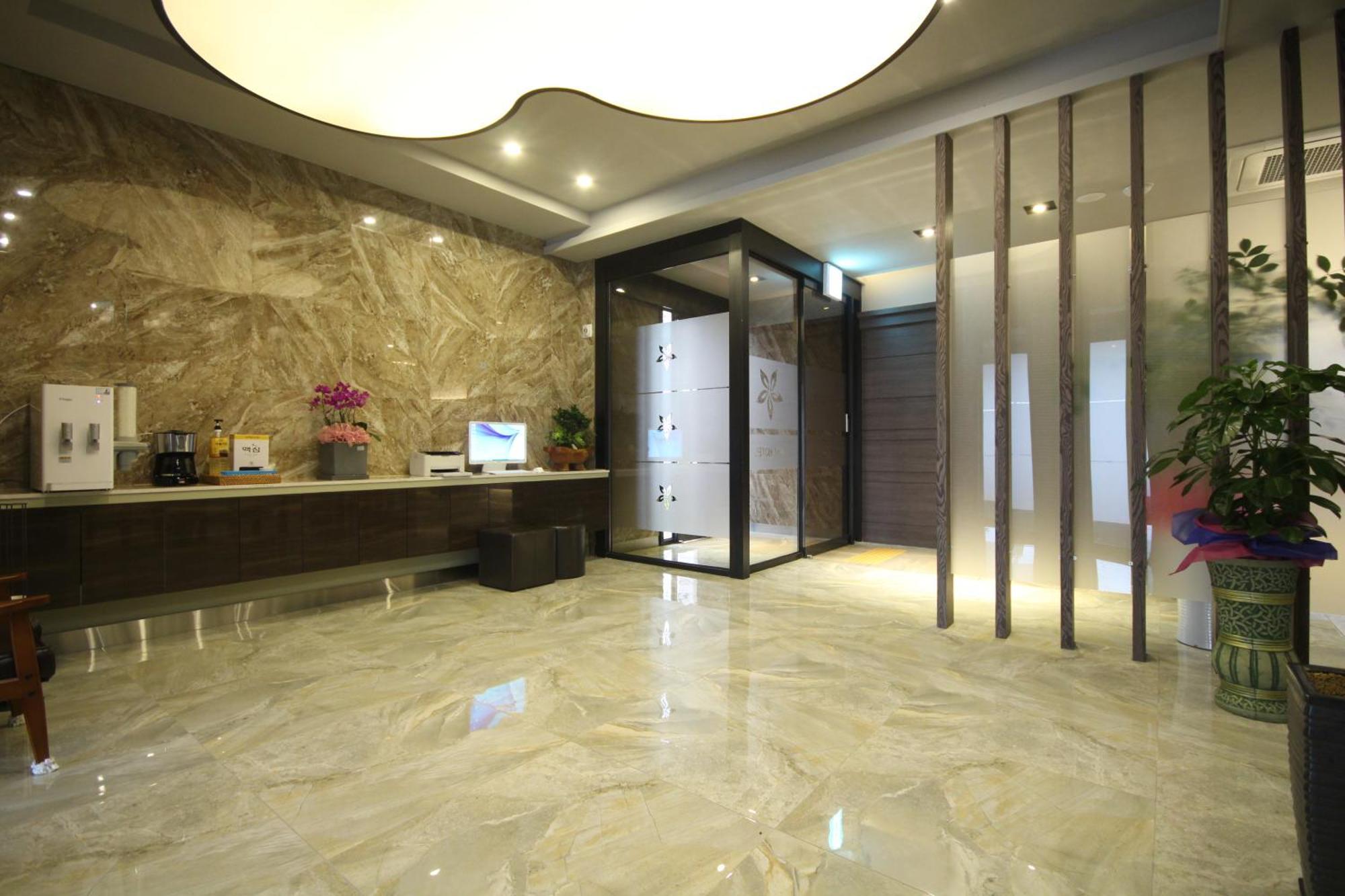 Jinju Kai Hotel מראה חיצוני תמונה
