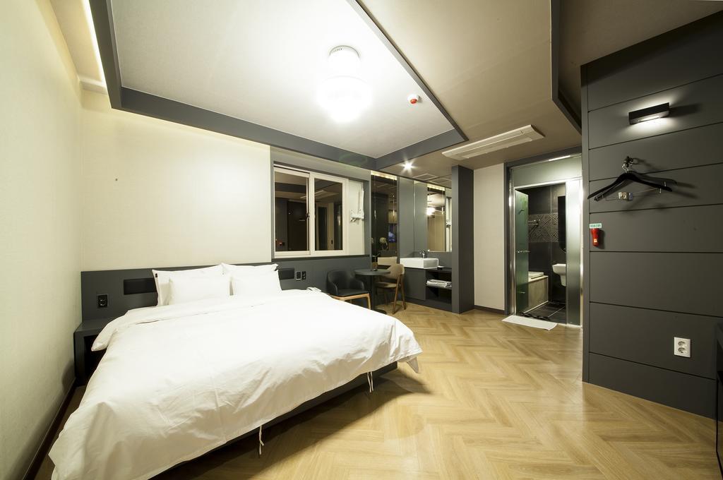 Jinju Kai Hotel מראה חיצוני תמונה