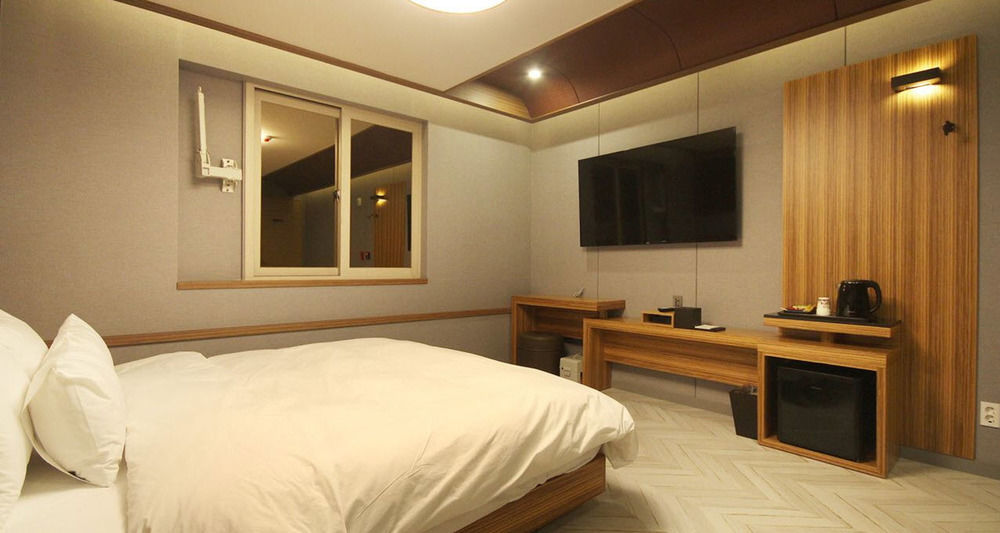 Jinju Kai Hotel מראה חיצוני תמונה